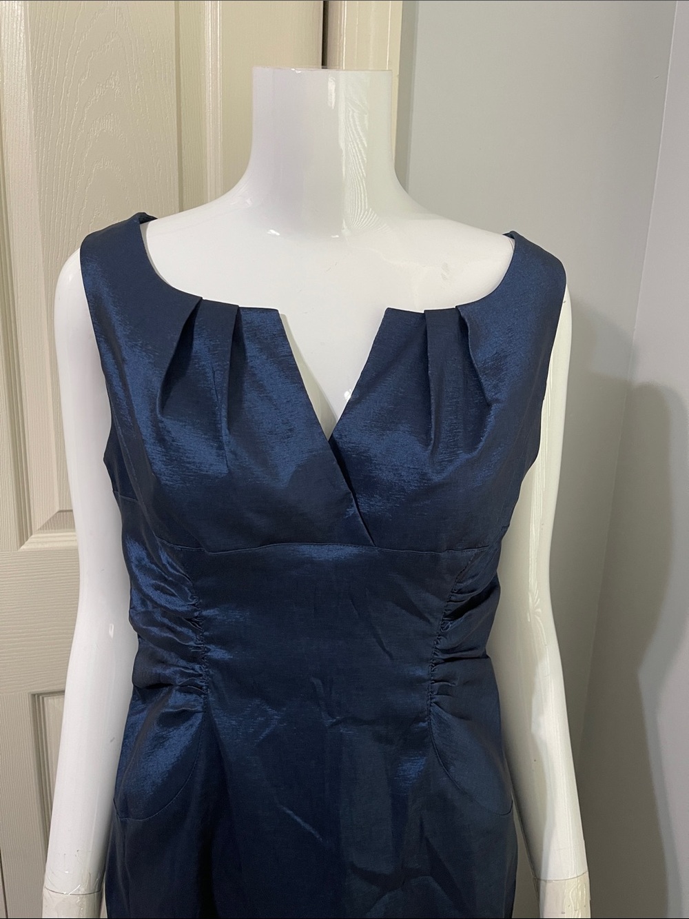 Adrianna Papell Blue Shimmer Sheath Cocktail Dress Ruched Split Neck. #0349 - Picture 7 of 15